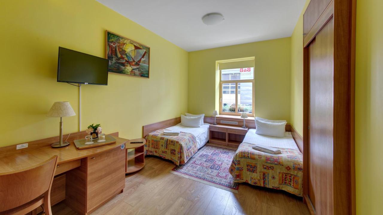 In Astra Bed & Breakfast Вилнюс Екстериор снимка