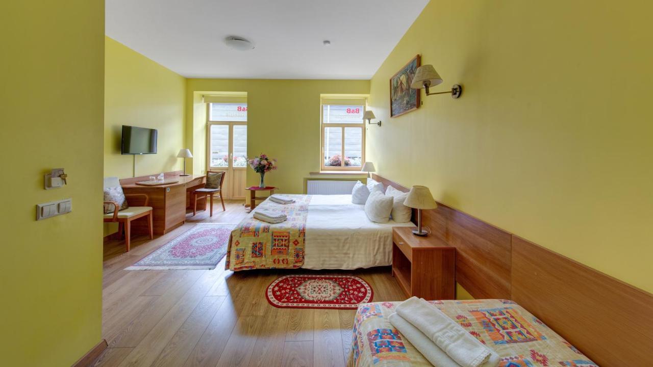 In Astra Bed & Breakfast Вилнюс Екстериор снимка