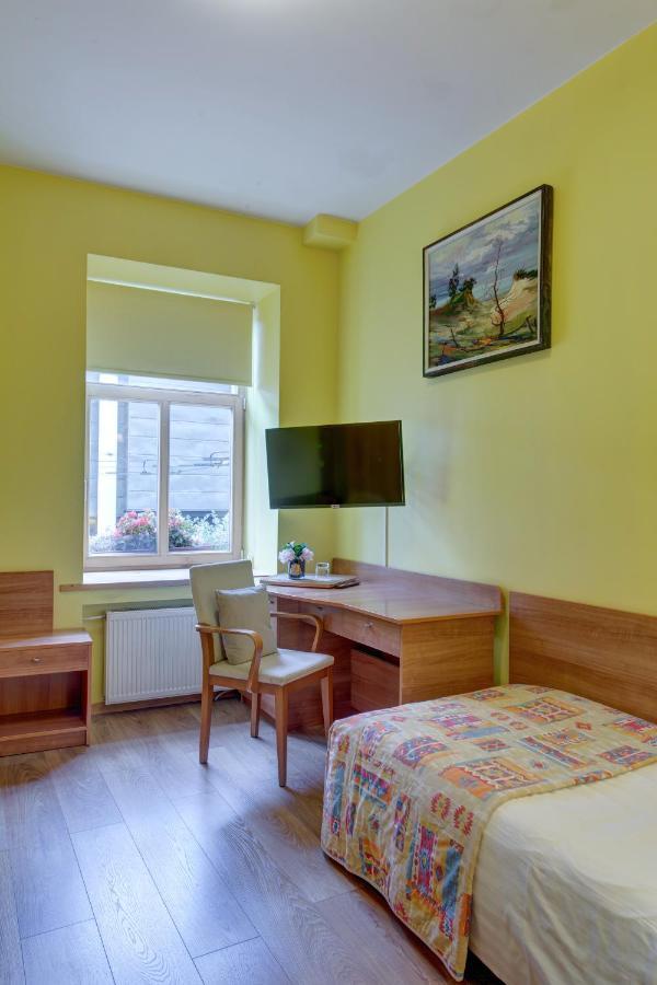 In Astra Bed & Breakfast Вилнюс Екстериор снимка